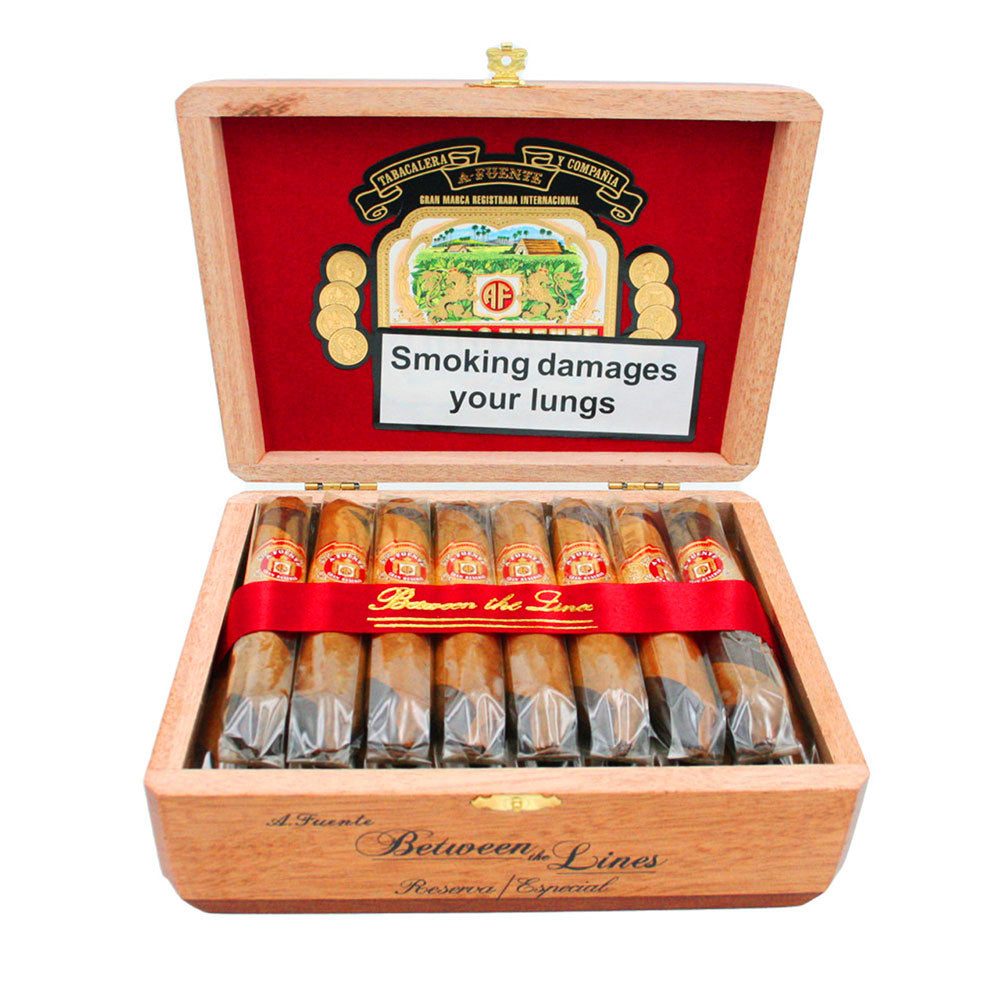 Arturo Fuente Hemingway Entre les lignes – 4½x54