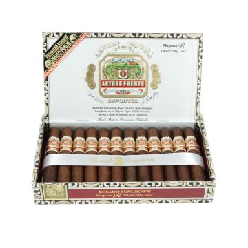 Arturo Fuente Magnum R Rosado Sungrown Vitola 52 – 5×52
