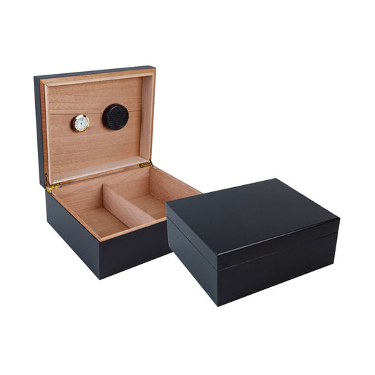 Desktop Humidor Chalet – Black – 25 to 50 Count