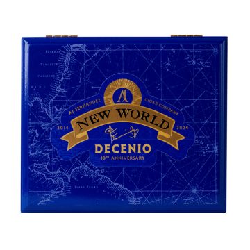 Nouveau Monde Decenio Toro par AJ Fernandez – 6½x54