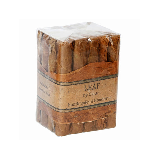 Oscar Valladares Leaf by Oscar Maduro Toro – 6×52