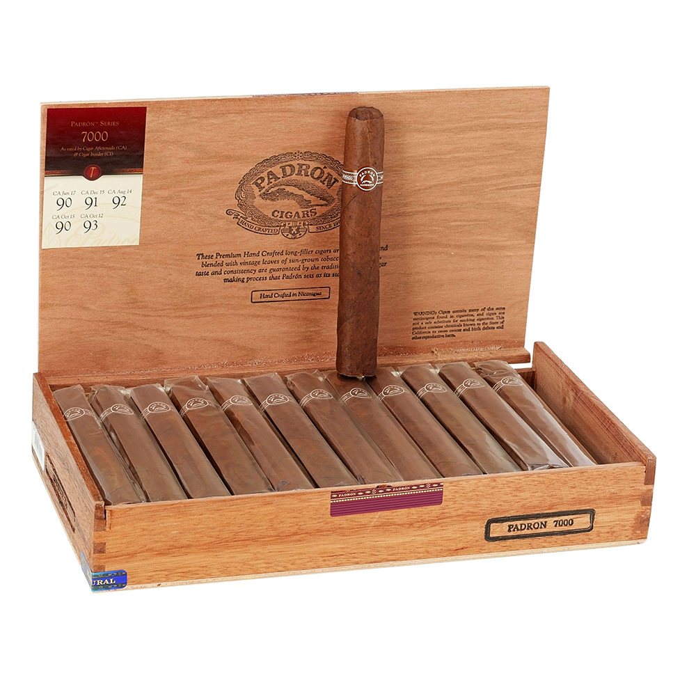 Padron Série 7000 Naturel – 6¼x60