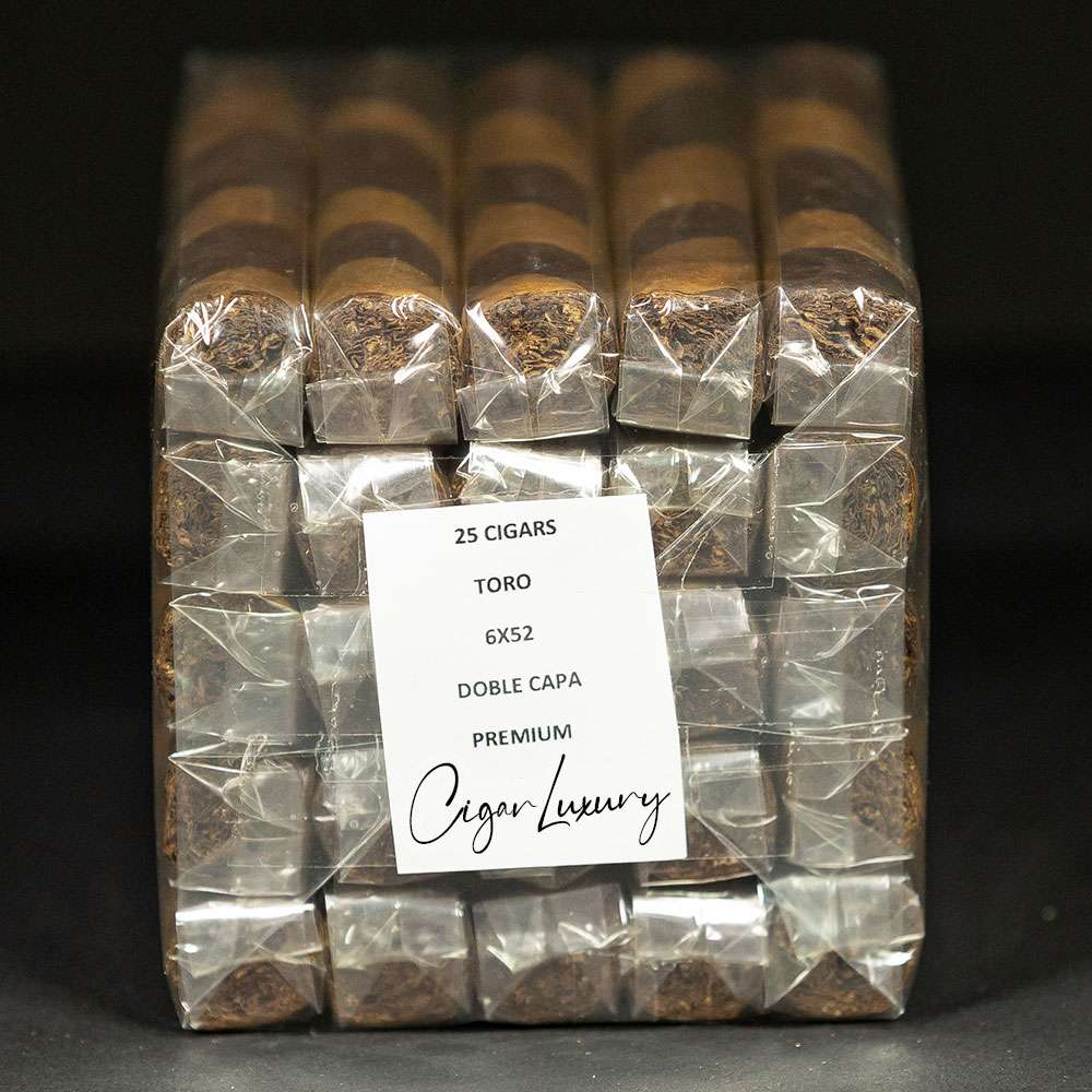 Toro Premiumᐩ Barberpole – 6×52 w/ cellophane.